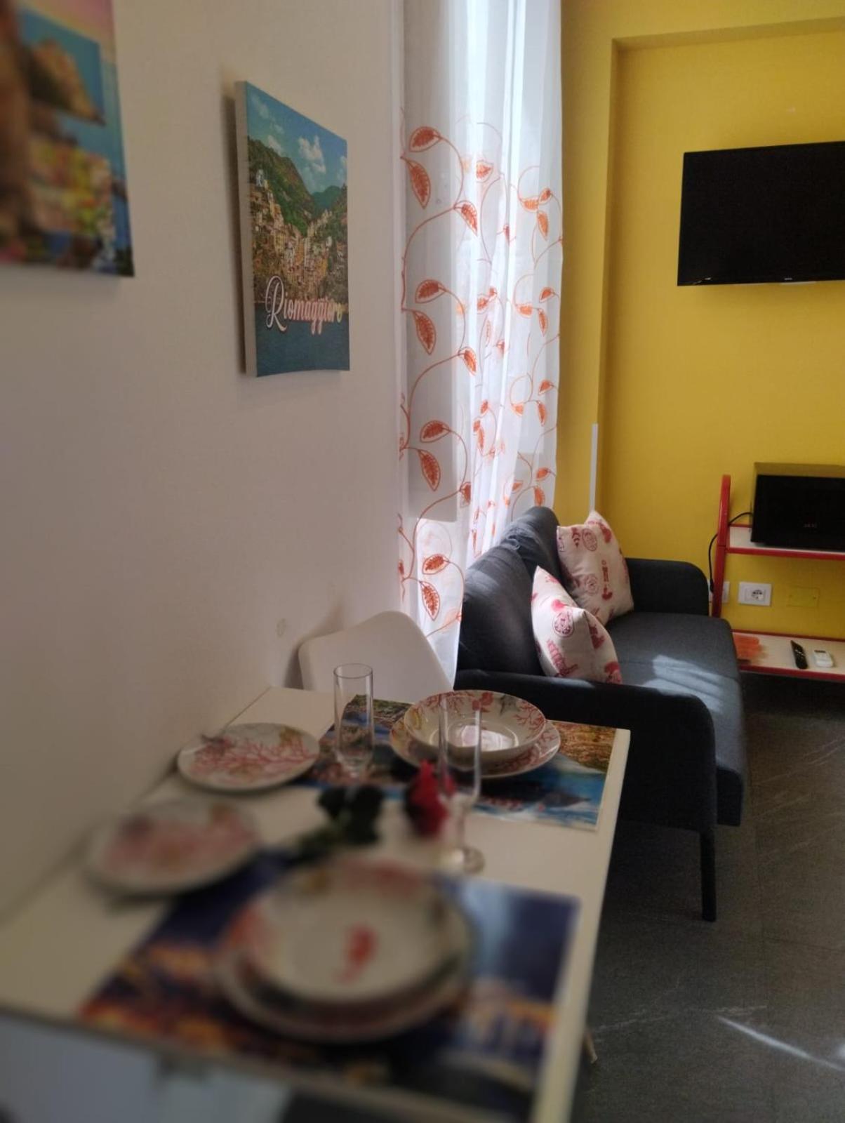 شقة Casa Vacanze Buddy La Tua Base Per Visitare Il Mare Delle Cinque Terre لا سبيتسْيا المظهر الخارجي الصورة